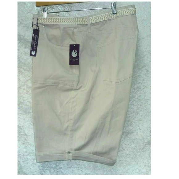 Women's Bermuda Shorts Gloria Vanderbilt Mia Belted size 24W NEW - Picture 4 of 4